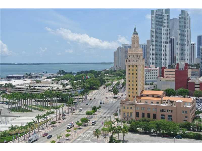 888Biscayne Blvd, Miami, FL 33132