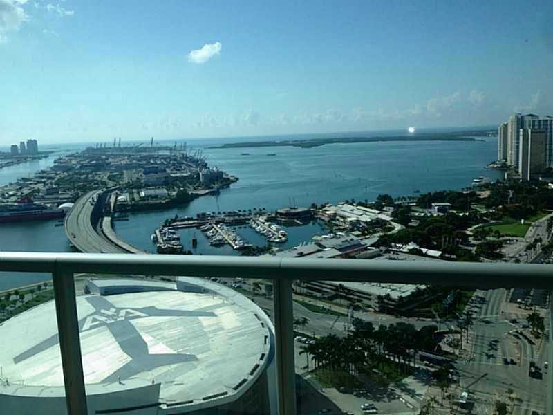 888BISCAYNE BL, Miami, FL 33132