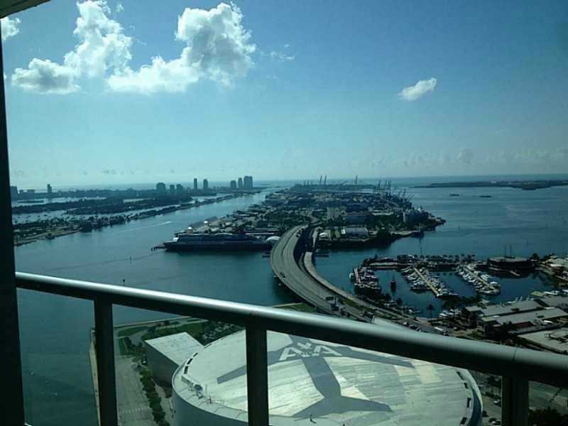 888BISCAYNE BL, Miami, FL 33132