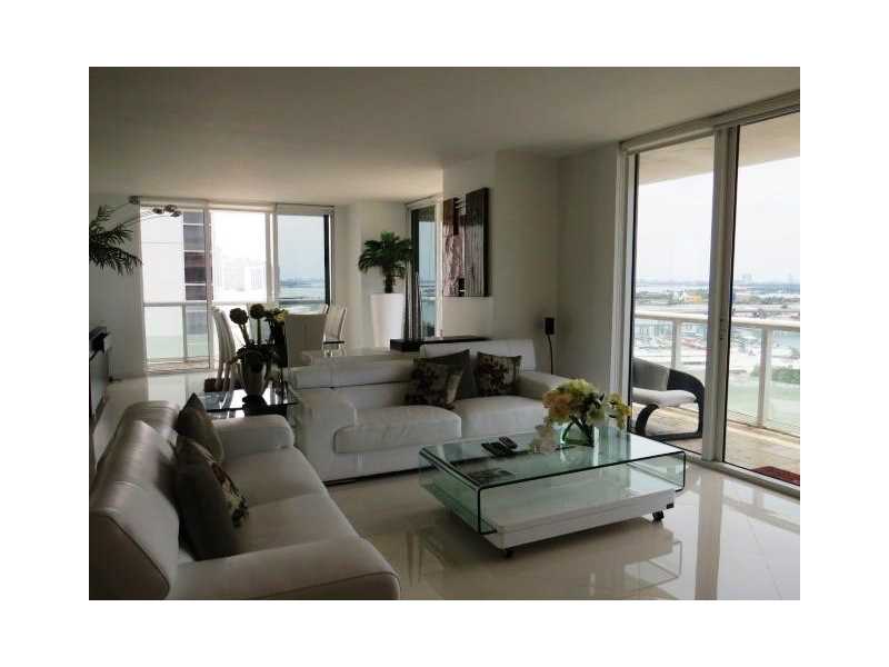 50Biscayne Blvd, Miami, FL 33132