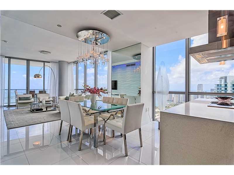 1100BISCAYNE BL, Miami, FL 33132