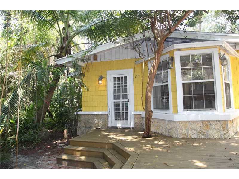 3571Linden Ln, Miami, FL 33133