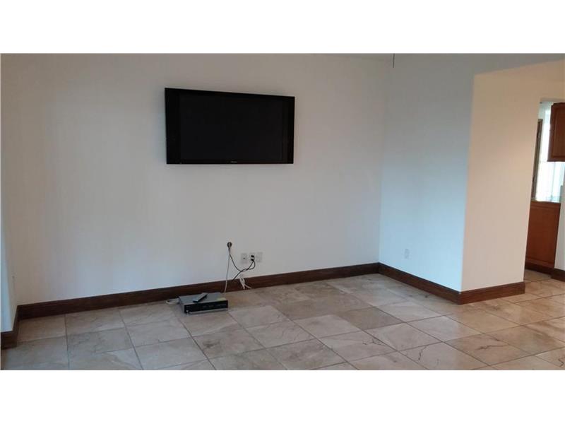 3088Mary St, Miami, FL 33133