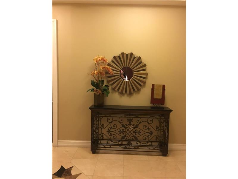 1805Ponce De Leon Blvd, Coral Gables, FL 33134