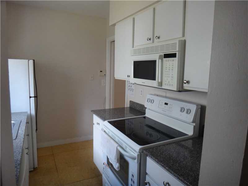 2920 South Le Jeune Rd, Coral Gables, FL 33134