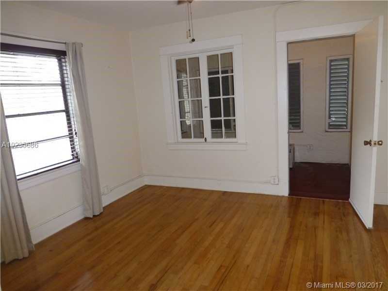 3712Anderson Rd, Coral Gables, FL 33134