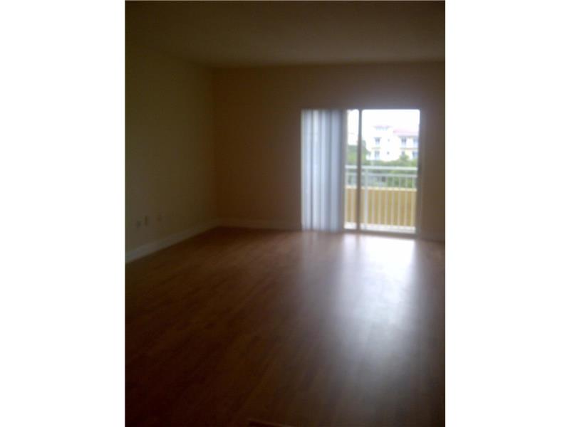 50Menores Ave, Miami, FL 33134