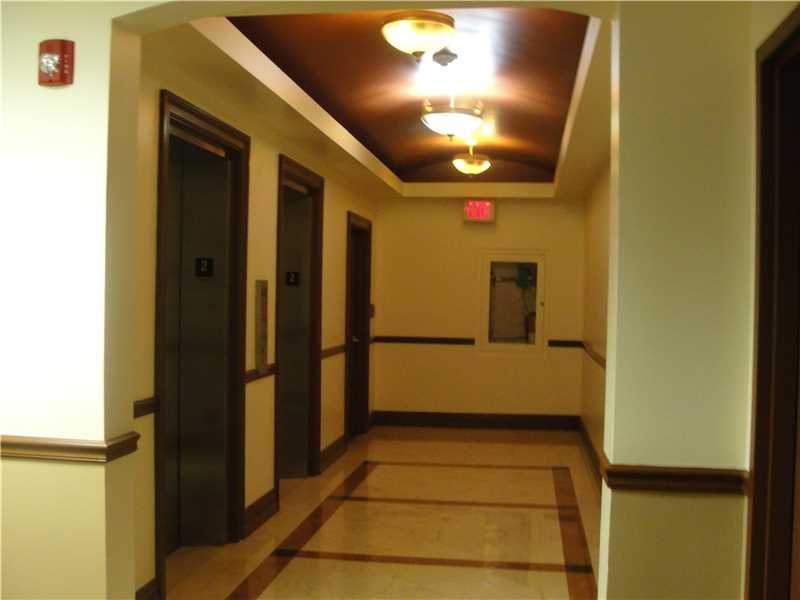 814 Ponce De Leon Blvd 219, Coral Gables, FL 33134