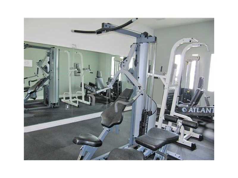 816 Northwest 11th St, Miami, FL 33136