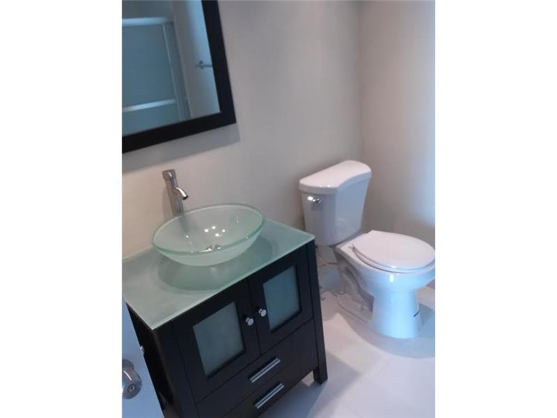 600 Northeast 36 ST, Miami, FL 33137