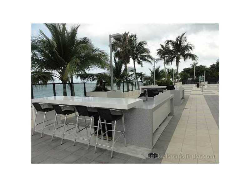 600 Northeast 36 ST, Miami, FL 33137