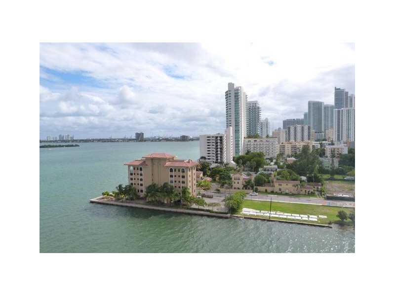 520 Northeast 29 ST, Miami, FL 33137