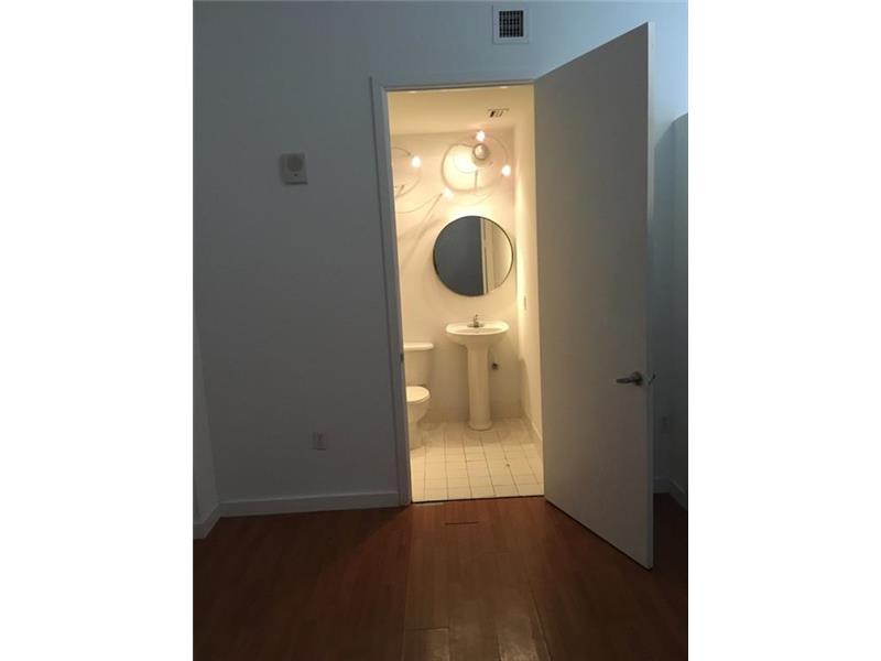 2200 Northeast 4 AV, Miami, FL 33137