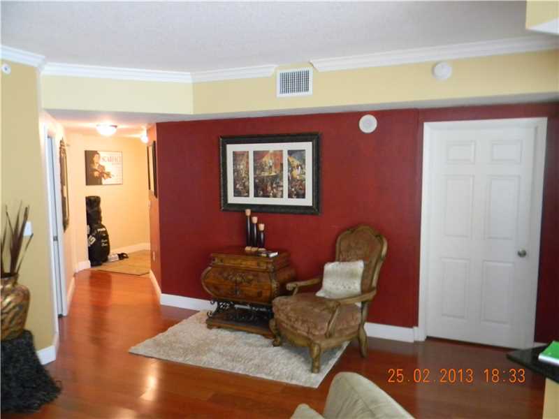 2000 North BAYSHORE, Miami, FL 33137