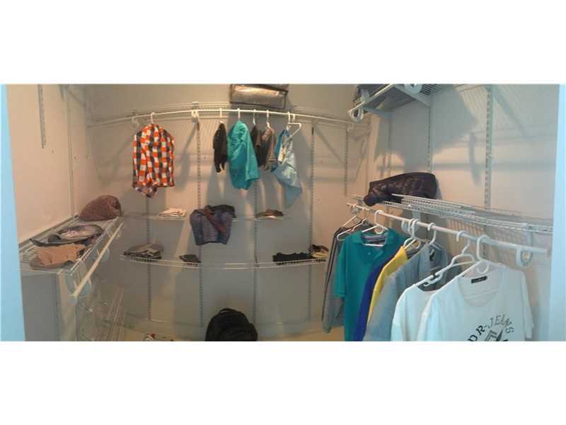 480 Northeast 30th St, Miami, FL 33137