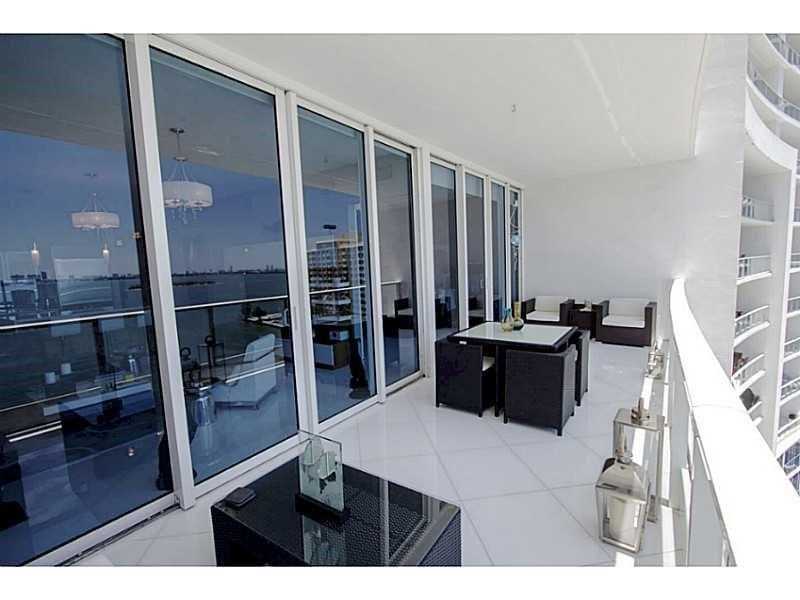 2020 North Bayshore Dr, Miami, FL 33137