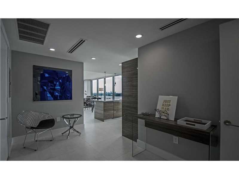 460 Northeast 28th St, Miami, FL 33137