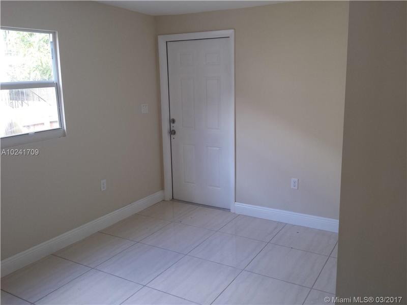 8057 Northeast 1st Ave, Miami, FL 33138