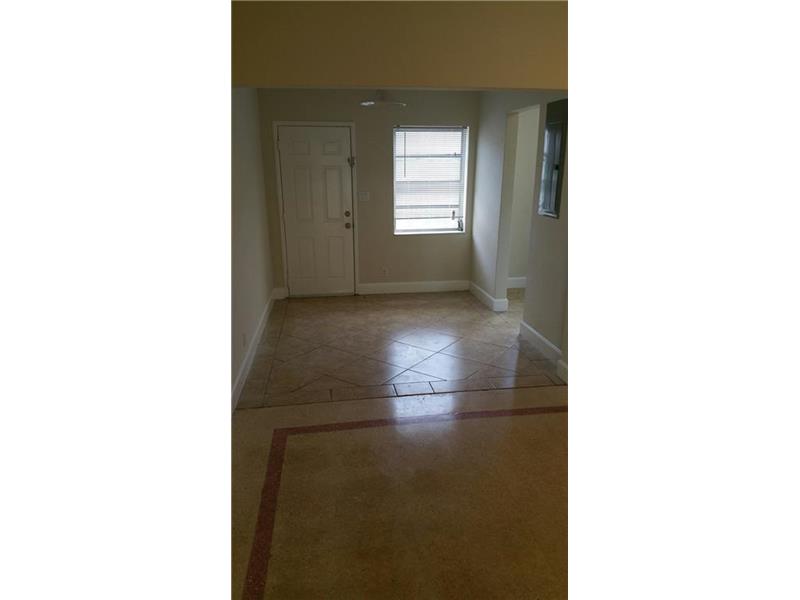 550 Northeast 68th St, Miami, FL 33138
