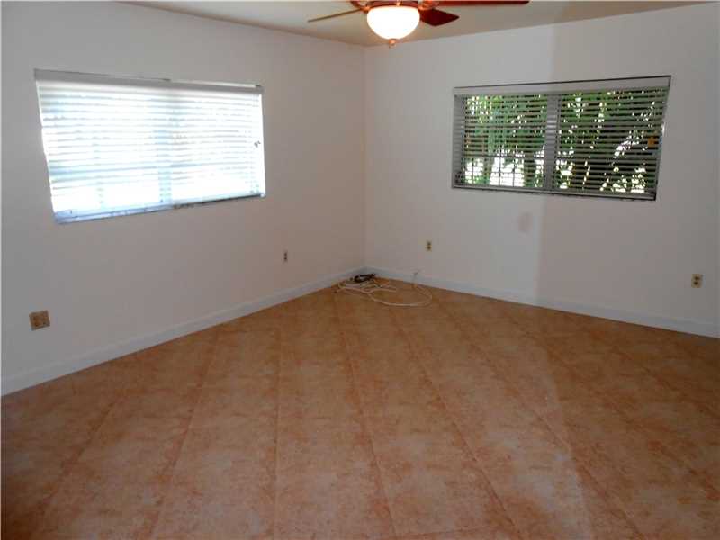 930 Northeast 99th St, Miami Shores, FL 33138
