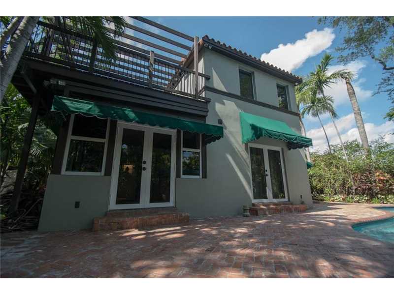 724 Northeast 82nd St, Miami, FL 33138