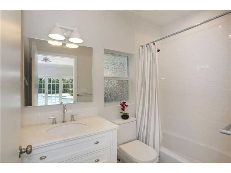 790 Northeast 72nd St, Miami, FL 33138