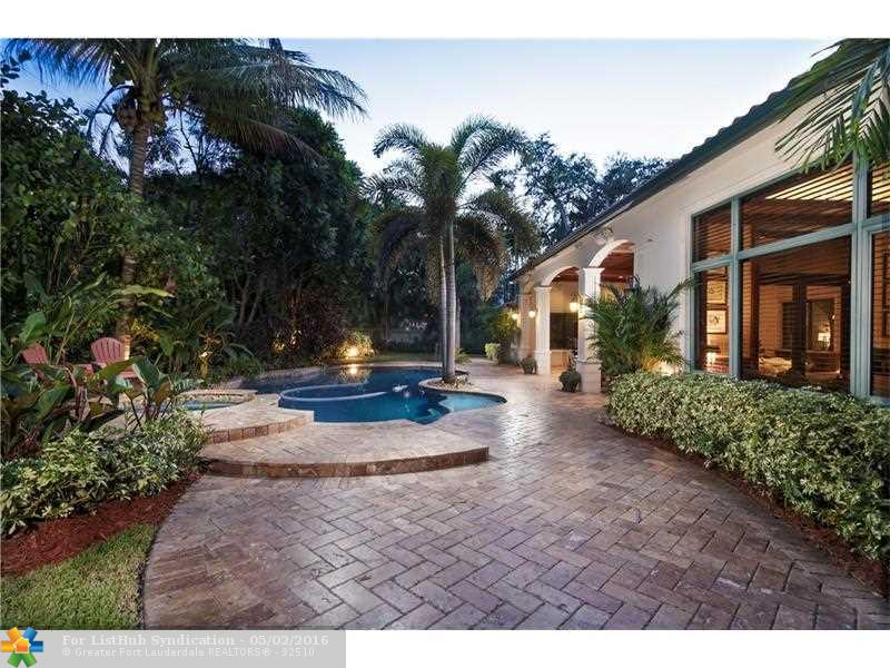 660 GRAND CONCOURSE, Miami Shores, FL 33138