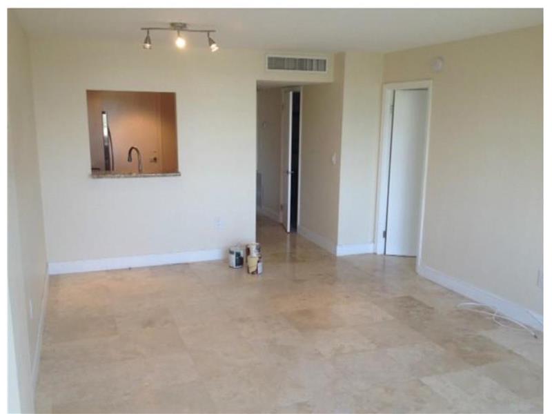 1020Meridian Ave, Miami Beach, FL 33139