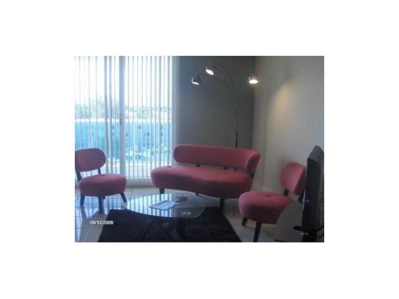 2301Collins Ave, Miami Beach, FL 33139