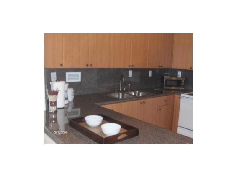 2301Collins Ave, Miami Beach, FL 33139