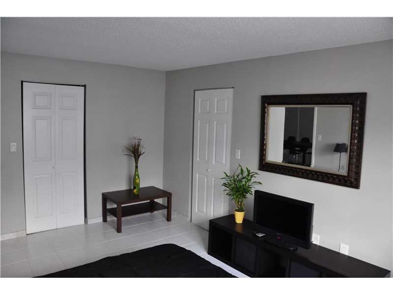 1418Collins Ave, Miami Beach, FL 33139