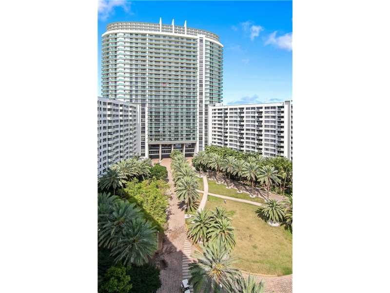 1500Bay Rd, Miami Beach, FL 33139