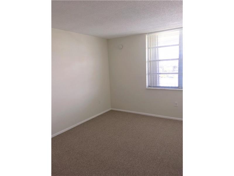 1020Meridian Ave, Miami Beach, FL 33139
