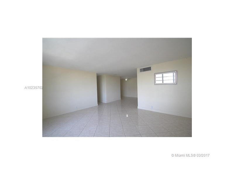1000West Ave, Miami Beach, FL 33139