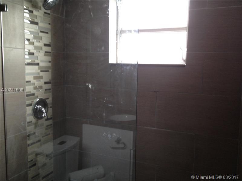 1340Lincoln Rd, Miami Beach, FL 33139