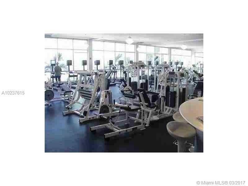 1000West Ave, Miami Beach, FL 33139