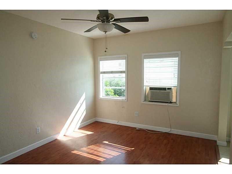 101WASHINGTON AVE, Miami Beach, FL 33139