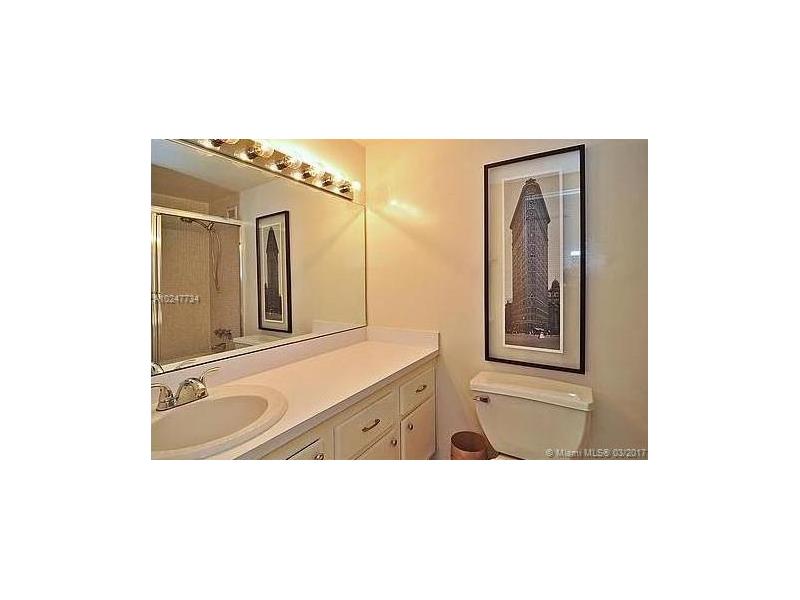 1000WEST AV, Miami Beach, FL 33139