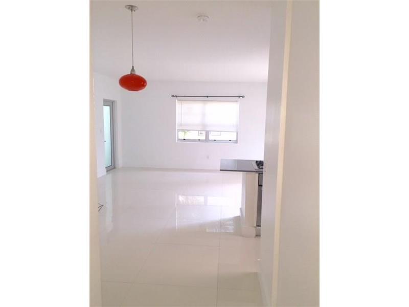 1604drexel, Miami Beach, FL 33139