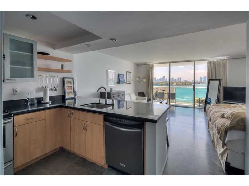 1000West Ave, Miami Beach, FL 33139