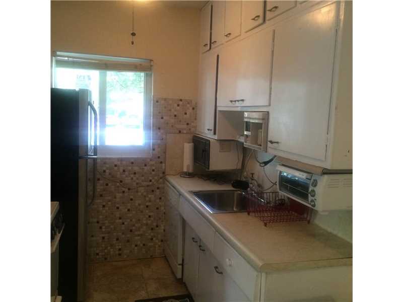 428 Collins Ave 1, Miami Beach, FL 33139