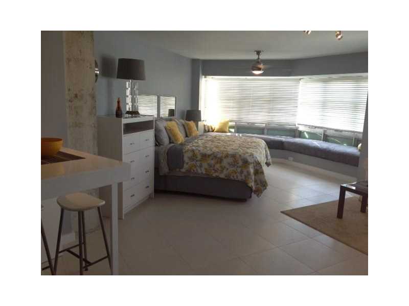 1881Washington Ave, Miami Beach, FL 33139