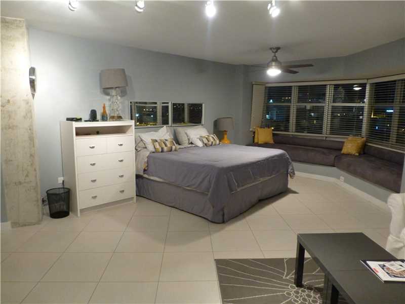 1881Washington Ave, Miami Beach, FL 33139