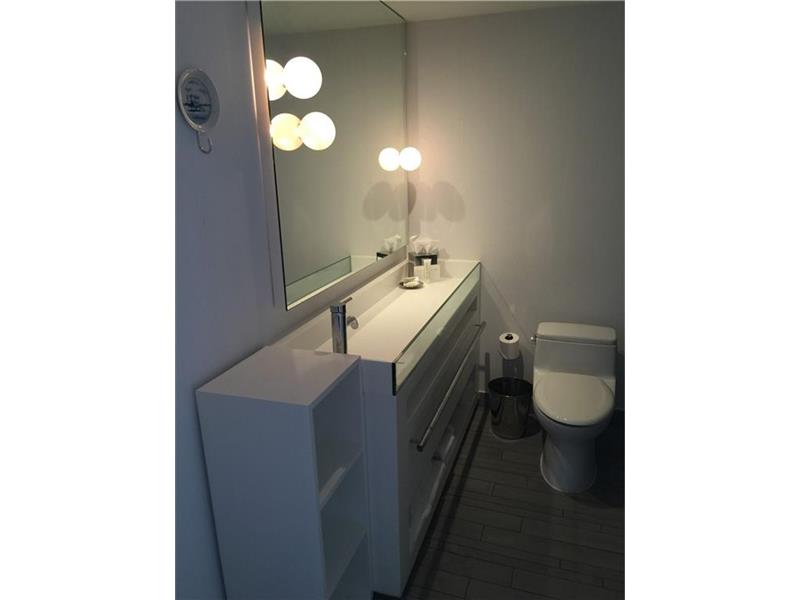 1100West Ave, Miami Beach, FL 33139