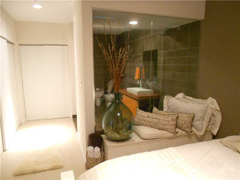 2100Park Ave, Miami Beach, FL 33139