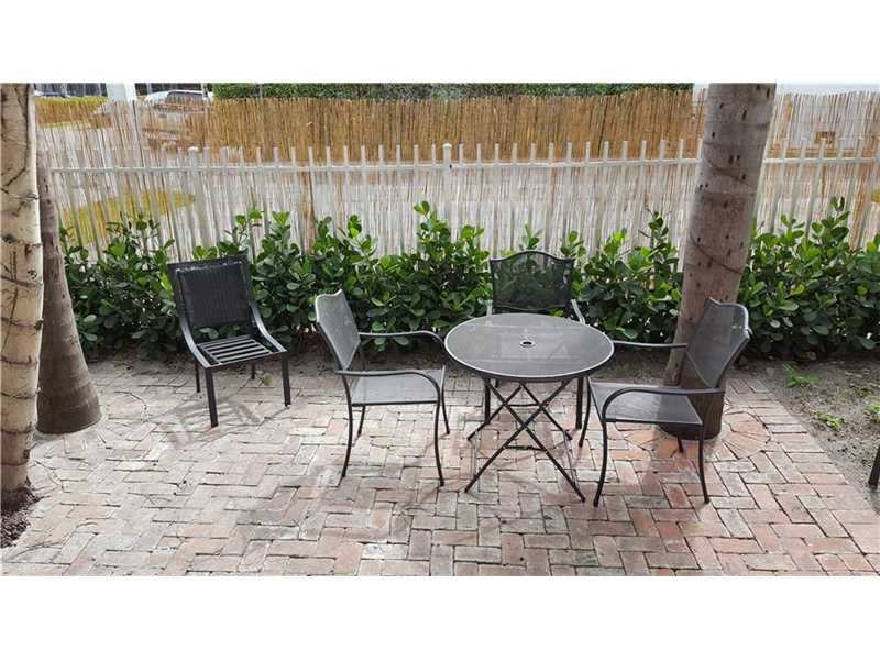 1061Michigan Ave, Miami Beach, FL 33139