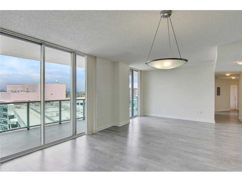 1500Bay Rd, Miami Beach, FL 33139