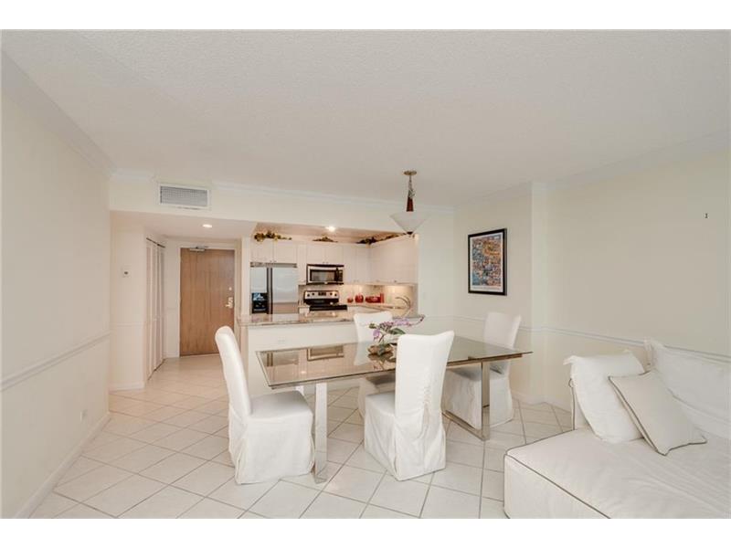 2301Collins Ave, Miami Beach, FL 33139
