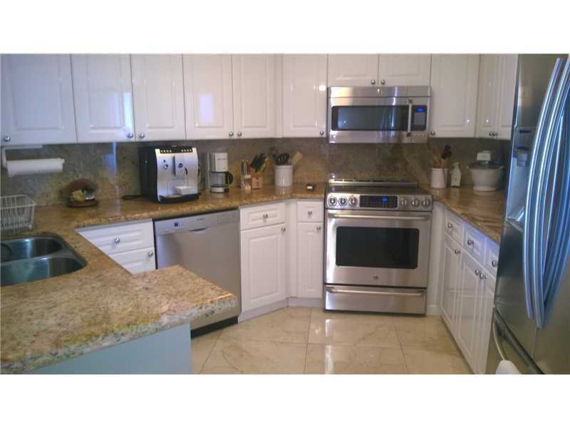 1800Sunset Harbour Dr, Miami Beach, FL 33139