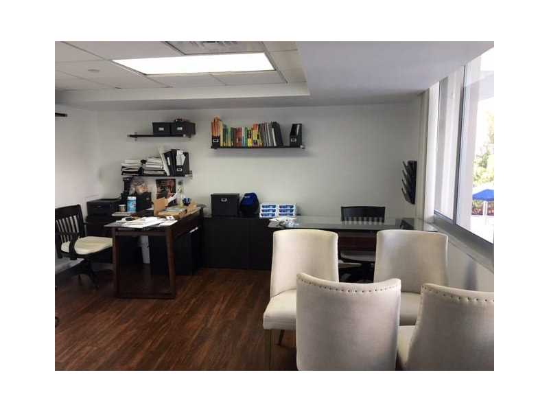 1200West Ave, Miami Beach, FL 33139